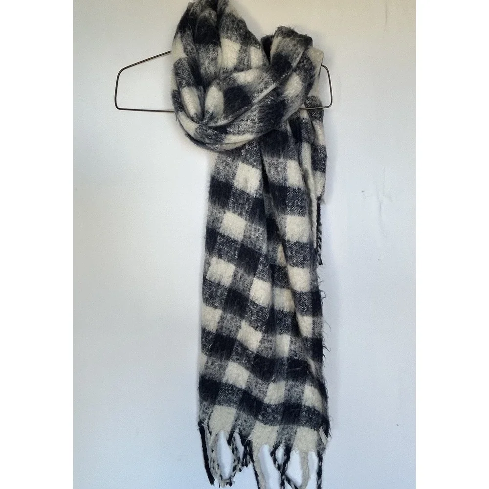 Aerie Women's Scarf Oversized Blanket Blue Cream Plaid Fringe One Size Soft